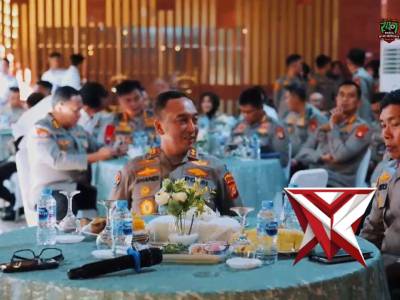 Kapolda Sumatera Selatan Irjen Pol. Dr. Sandi Nugroho, S.I.K., S.H., M.Hum. memimpin evaluasi