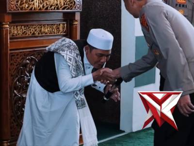 Kapolda Sumsel, Irjen Pol Dr. Sandi Nugroho, S.I.K., S.H., M.Hum., memimpin kegiatan Tasyakuran - PoliceTube