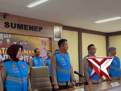 Penanda tanganan pakta integritas