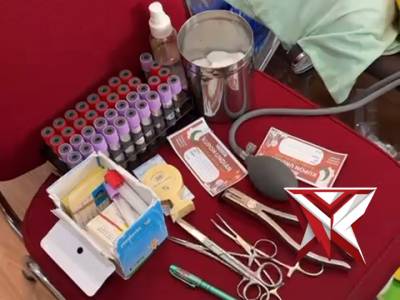 Kepedulian nyata untuk sesama ???

Polres Magetan melaksanakan kegiatan donor darah dalam rangka Bu