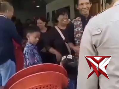 POLRES MUSI RAWAS AMANKAN IBADAH  DI GEREJA ST.KATARINA KEC PURWODADI