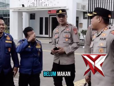 Di balik panasnya aksi unjuk rasa, Kapolres Kuningan tetap menghadirkan sejuknya kebersamaan.
