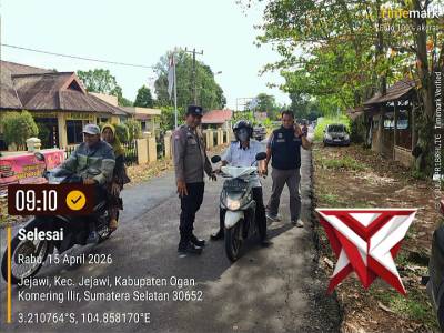 Anggota Polsek Jejawi, giat KRYD rutin di Depan Mako target orang, muatan & surat kendaraan - PoliceTube