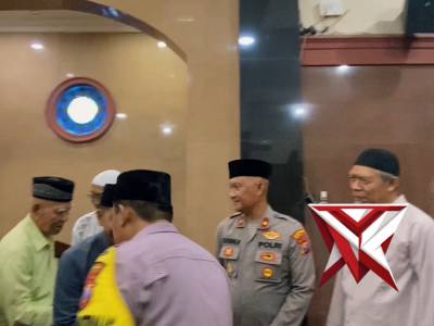 Bhabinkamtibmas Polsek Karangpilang Safari Sholat Jumat dan Silaturahmi Kamtibmas - PoliceTube