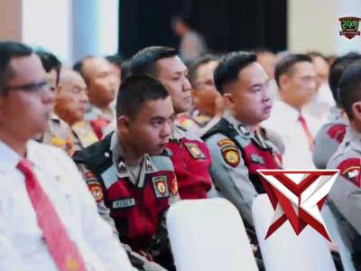 Tugas polisi saat ini fokus pada pelayanan kepada warga.