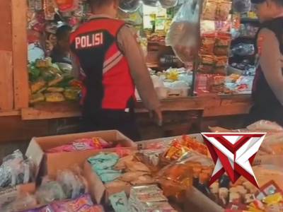 Patroli Jalan Kaki Polres Banyuasin - PoliceTube