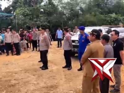 Kapolda Kalbar resmikan bendungan lepung sibau