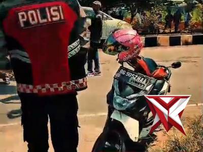 *Pengamanan Humanis, Wujud Kepedulian Polsek Muara Beliti Polres Musi Rawas di Tengah Aksi Unjuk Ras