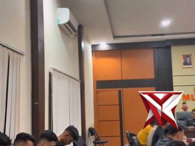 Anev pimpinan Polres Musi rawas mengenai police tube - PoliceTube