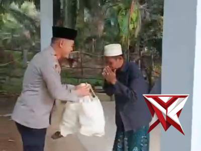 Giat Bakti sosial Jumat Berkah Polres Muba
