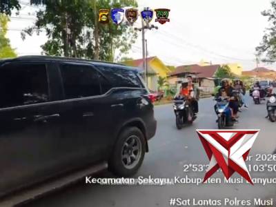 PENGATURAN LALU LINTAS?? - PoliceTube