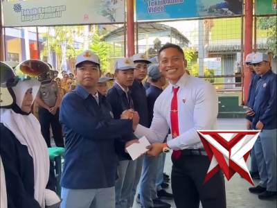 Polres Magetan Goes To School ????? Semangat kebangsaan dan kedisiplinan ditanamkan sejak dini, - PoliceTube