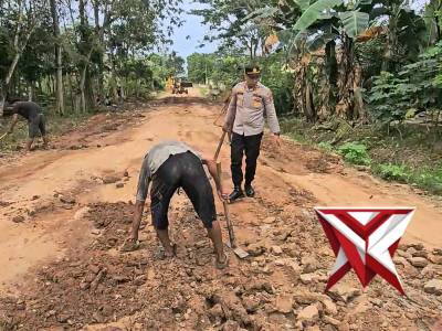 jaga kebersihan polresoki hadir - PoliceTube