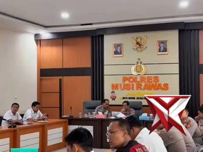 Kegiatan zoom Audit Kinerja Itwasda Polda Sumsel yang di Pimpin oleh Kapolda Sumsel