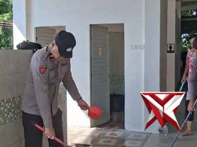 ? Bakti Sosial Polsek Tugumulyo