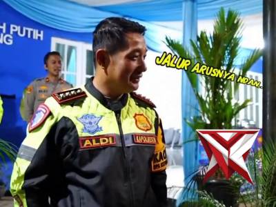 Menjelang Purna Tugas, Semangat Kapolsek Ciwidey Tetap Membara Amankan Jalur Wisata - PoliceTube