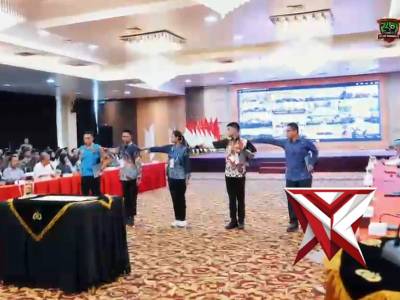 Kapolda Sumatera Selatan Irjen Pol Dr. Sandi Nugroho memimpin upacara pengambilan sumpah dan penanda - PoliceTube