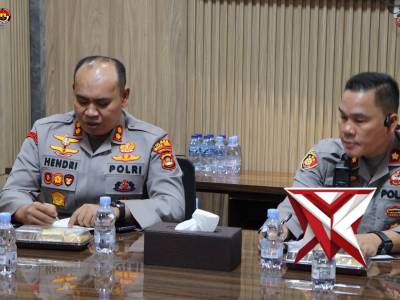 Kapolres Muara Enim Pimpin Rapat Persiapan Bakti Sosial MUARA ENIM &mdash; Kapolres Muara Enim Polda Suma - PoliceTube