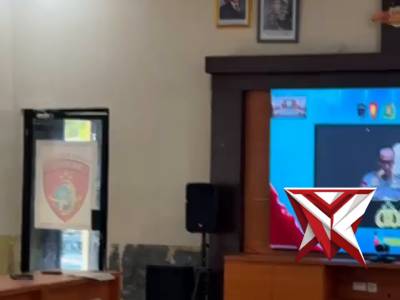 *Deskripsi* ? Zoom Pembukaan Rakernis Polri Polres Musi Rawas mengikuti kegiatan Zoom Pembukaan R - PoliceTube