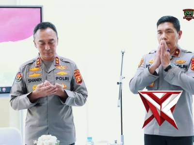 Kapolda Sumatera Selatan, Irjen Pol Dr. Sandi Nugroho, memimpin kegiatan Coffee Morning - PoliceTube