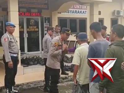 Wujud Nyata Pengabdian: Polres Musi Rawas Salurkan Paket Sembako di Muara Beliti