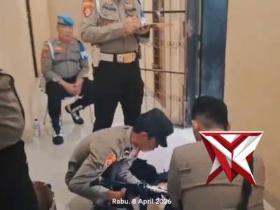 Bid Propam Polda Sumsel Periksa Senjata Api Personel Polres Empat Lawang