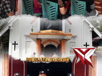 POLISI_JAYALOKA POLRES MUSI RAWAS HADIR, AMANKAN IBADAH JUMAT AGUNG DI GEREJA GEKISIA KEC JAYA LOKA