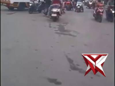 Polri Pengayom: Kehadiran Polsek Lawang Kidul di Tengah Keramaian.