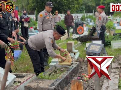 Palembang- 18 April 2026 Upacara pemberangkatan dan pemakaman almarhum Bripka Haris Alboen berlangsu
