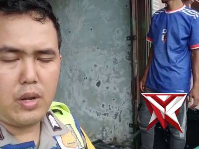 ??Bhabinkamtibmas Polsek Tugumulyo  mendampingi petani mnjual hasil jagung ke Bulog