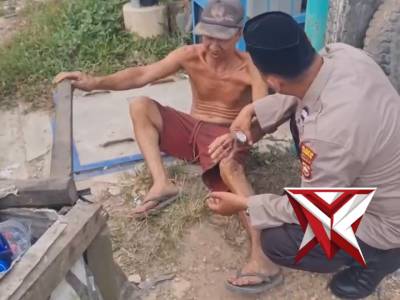 Polisi Penolong Kanit Binmas Polsek Bayung Lencir - PoliceTube