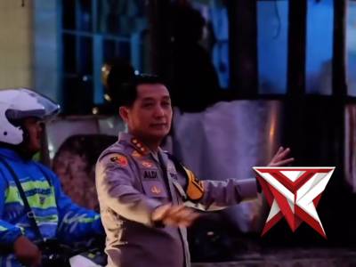 Kapolresta Bandung turun langsung ke lapangan. - PoliceTube