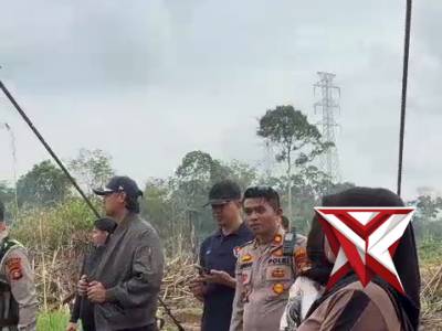 16.kapolres merenovasi jembatan