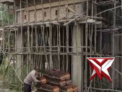 BHABINKAMTIBMAS DESA KARANGAN MELAKSANAKAN GIAT GOTONG ROYONG - PoliceTube