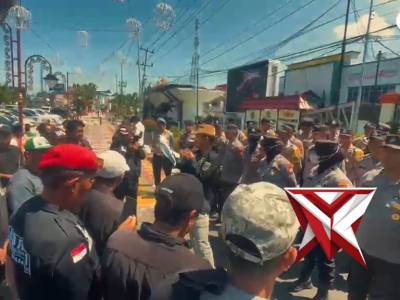 *Aksi Unjuk Rasa yang dilaksanakan oleh Organisasi ABRI-1, personil PAM Polresta Bengkulu dan Jajara