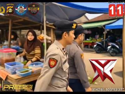 Patroli jalan kaki dipasar