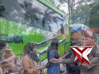 SOSIALISASI KEPADA PARA PEMUDIK GRATIS