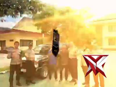 Pengembalian BB Hasil Ungkap Kasus Pencurian dan Penggelapan Ranmor?

Polres Magetan mengembalikan