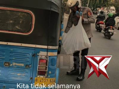 Terkadang, kita berpikir bahwa untuk memberi harus menunggu lebih, seperti lebih waktu. - PoliceTube