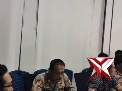 Polres Musi Rawas mengikuti zoom meeting dg Mabes Polri - PoliceTube