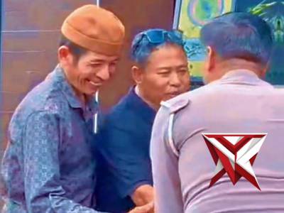 POLSEK PAKAL MELAKSANAKAN NGOPI KAMTIBMAS DENGAN TOKOH MASYARAKAT KELURAHAN BENOWO