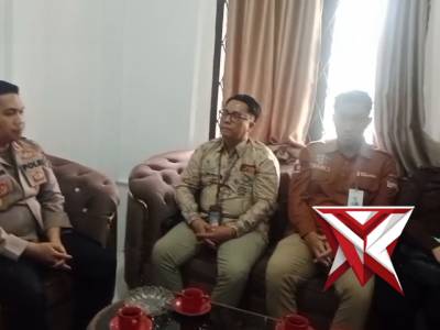 KAPOLSEK MESUJI RAYA DENGAN BHABINKAMTIBMAS MENGUNDANG PIHAK PERBANKAN DI WILAYAH KECAMATAN
