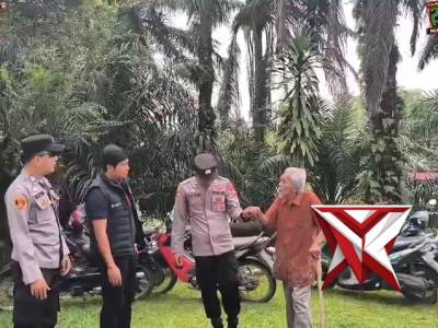 Personel polsek muara Kelingi giat pengamanan gereja