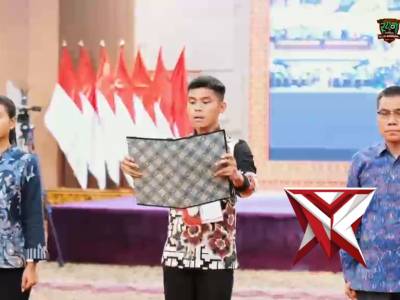 Kapolda Sumatera Selatan Irjen Pol Dr. Sandi Nugroho memimpin upacara pengambilan sumpah dan penanda