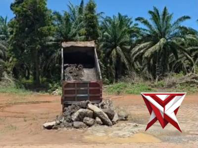 Perbaikan seputaran Mako Polsek Teluk Gelam - PoliceTube