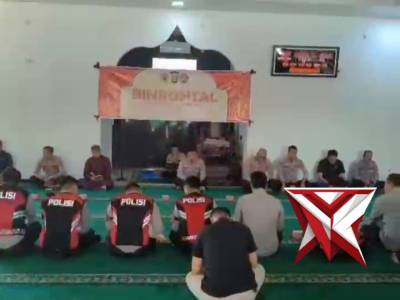 Polres Ogan Komering Ilir (OKI) melaksanakan kegiatan pembinaan rohani dan mental (Binrohtal) di Mas