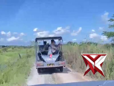 Kapolsek beserta Unsur Tripika Kec Jejawi memberikan Bantuan Sosial