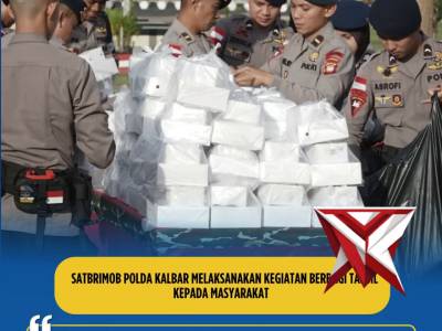 Satuan Brimob Polda Kalimantan Barat (Satbrimob Polda Kalbar) melaksanakan kegiatan berbagi takjil