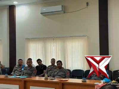 Poldasumsel - PoliceTube