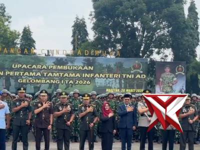 Kapolres Magetan menghadiri upacara pembukaan Pendidikan Pertama Tamtama Infanteri TNI AD Gelombang - PoliceTube